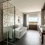 Marriott Hotel 4*