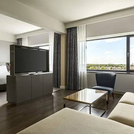 מלון Marriott 4*